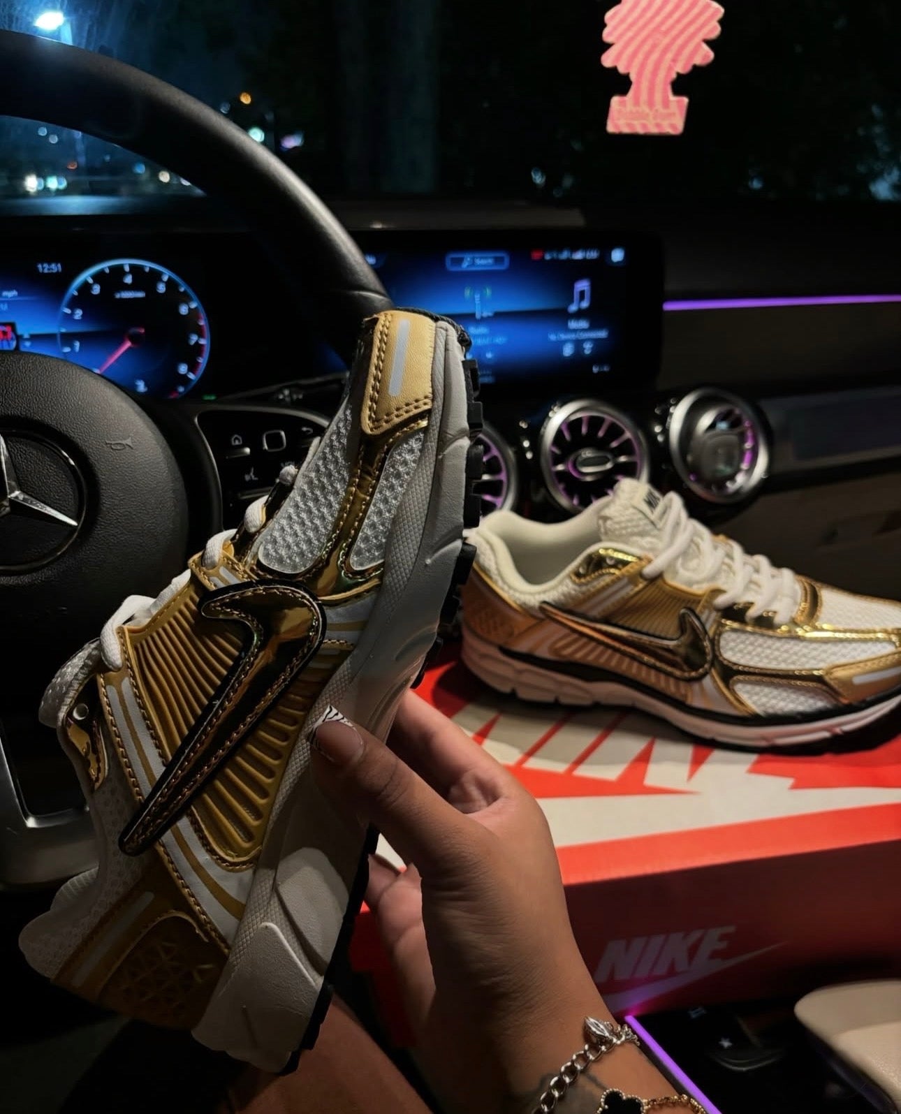 VM 5 “Gold” Sneakers