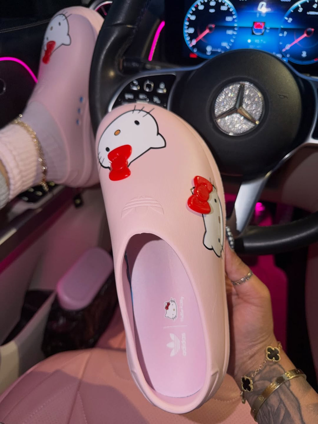 Kitty Clogs
