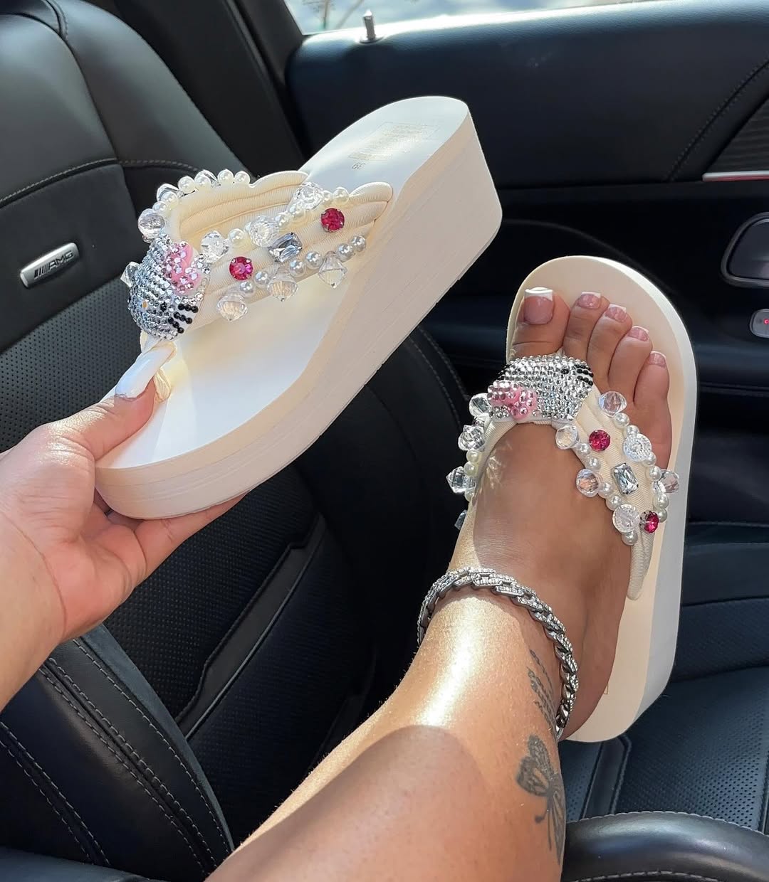 Kitty Platforms Slides