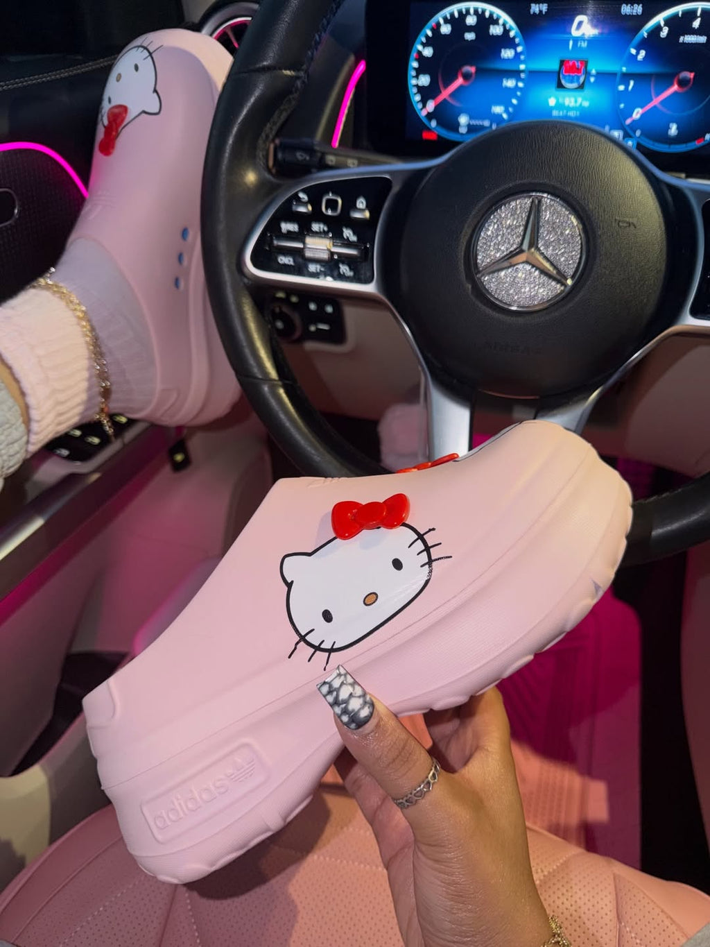 Kitty Clogs