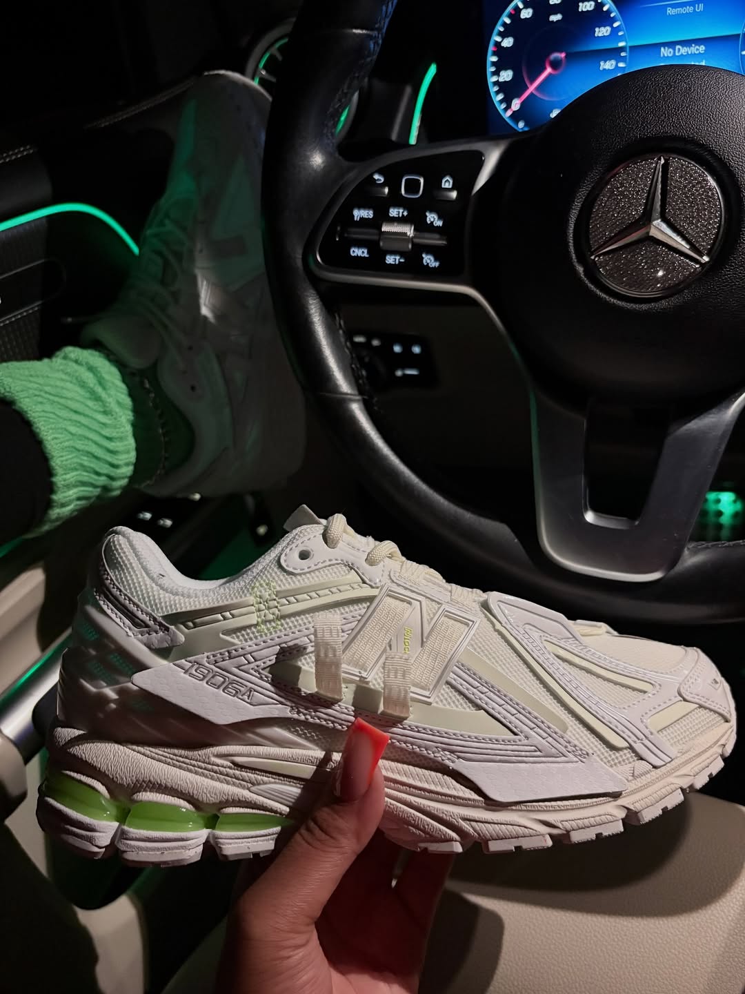 Neon Pack 1906A Sneakers