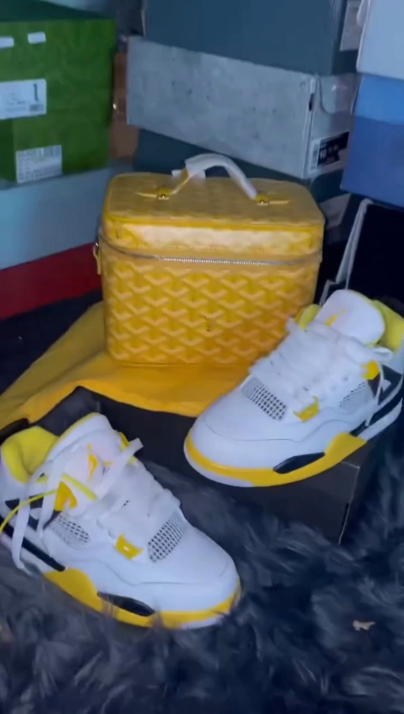 JD 4s Sneakers & GY Bag Set