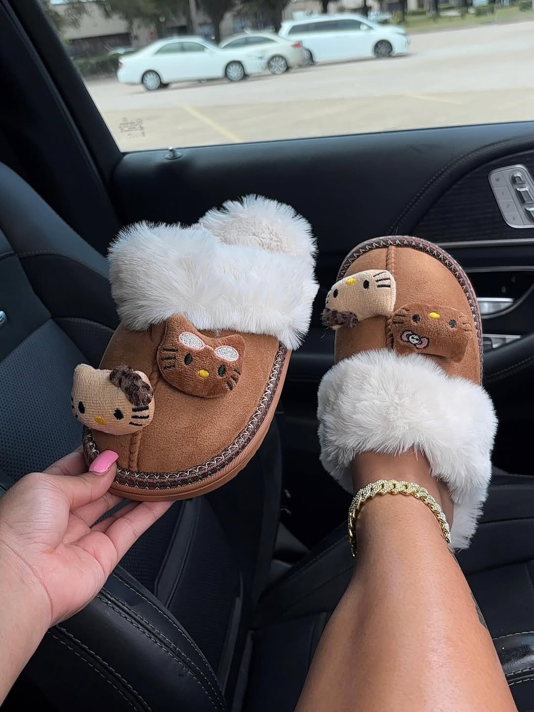 Kitty Fur Slippers