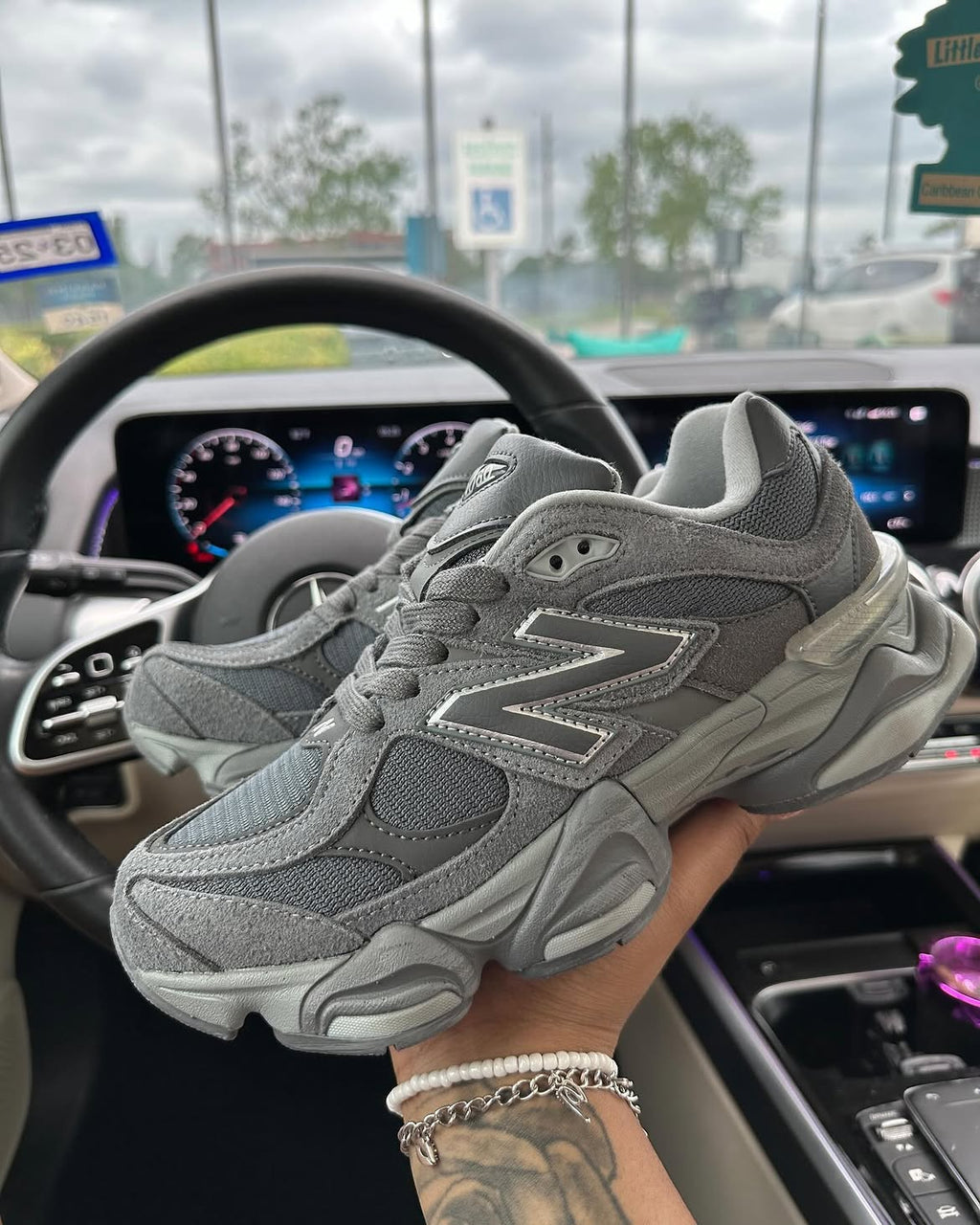 NB “Magnet Grey” Sneakers